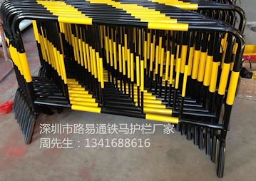 鐵馬護(hù)欄，交通護(hù)欄，施工護(hù)欄，可以移動的護(hù)欄