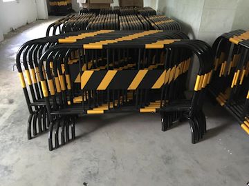 馬路鐵馬護(hù)欄38管 深圳專業(yè)鐵馬護(hù)欄 隔離護(hù)欄