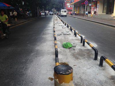 u型護(hù)欄，馬路隔離護(hù)欄，鍍鋅管u型護(hù)欄，深圳u型護(hù)欄價(jià)格