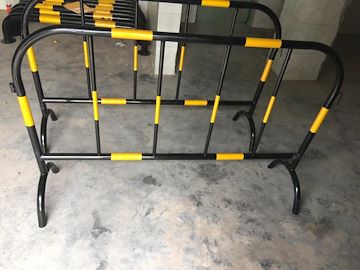 鐵馬護(hù)欄 (LYT-TM01) 深圳鐵馬護(hù)欄工廠